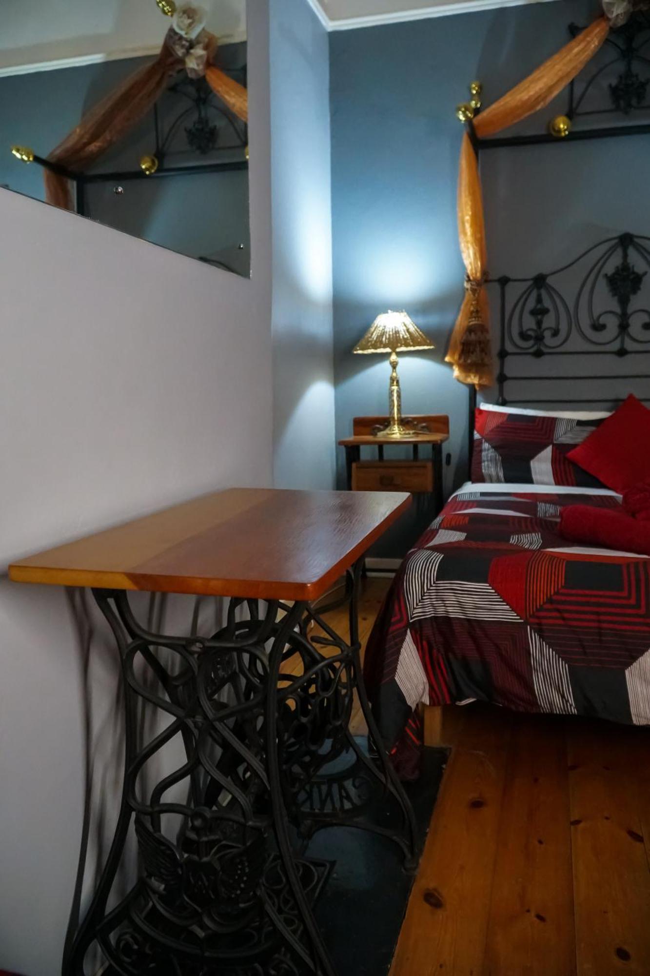 Outentique Accommodation Oudtshoorn Eksteriør bilde