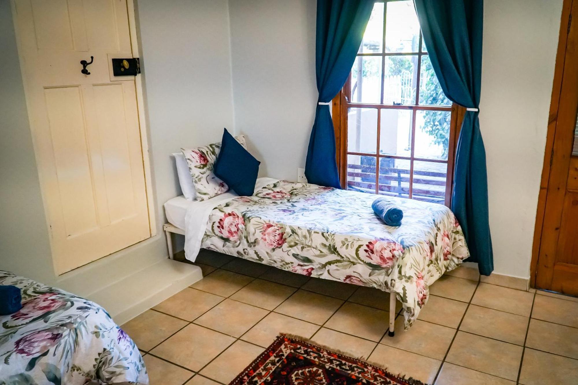 Outentique Accommodation Oudtshoorn Rom bilde